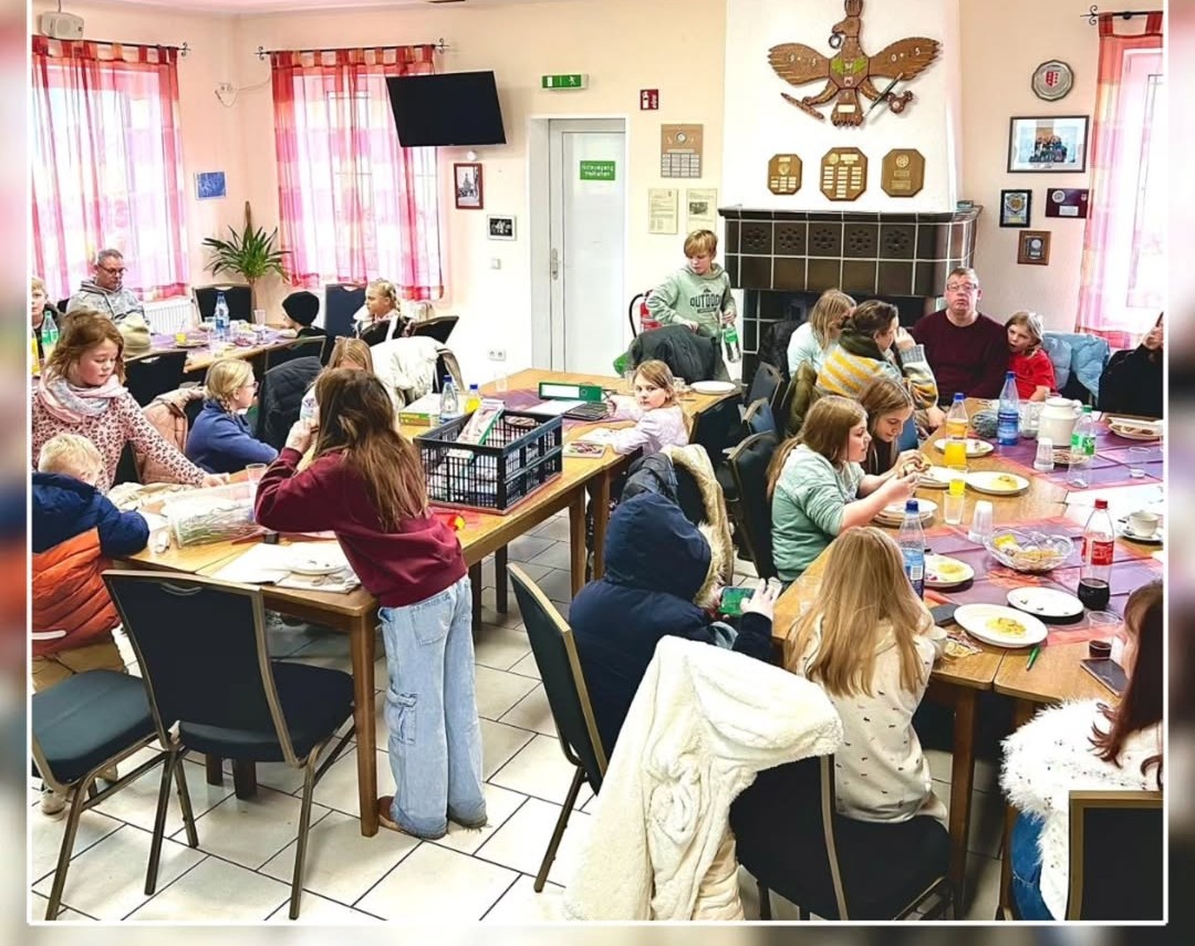 Leonardo Phoenix 10 Erstelle ein Foto eines Neujahrsempfanges 2